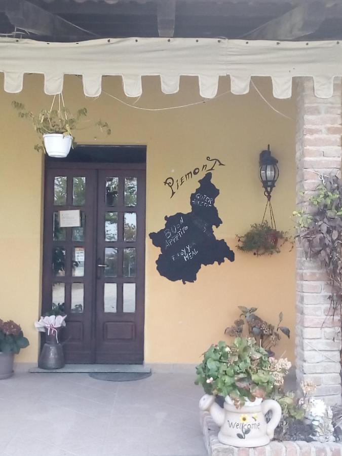 Agriturismo San Martino Castiglione Tinella Екстериор снимка