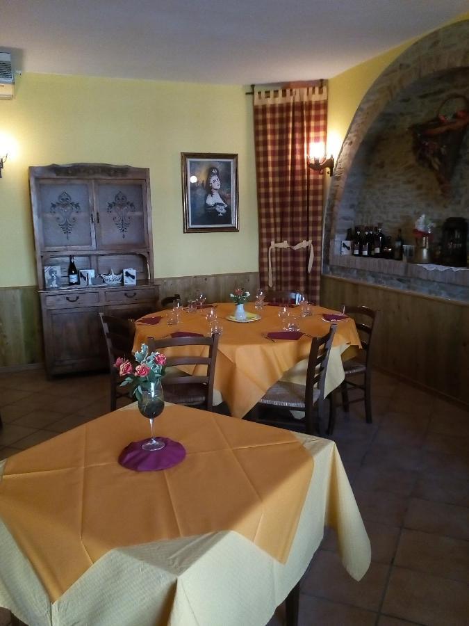 Agriturismo San Martino Castiglione Tinella Екстериор снимка